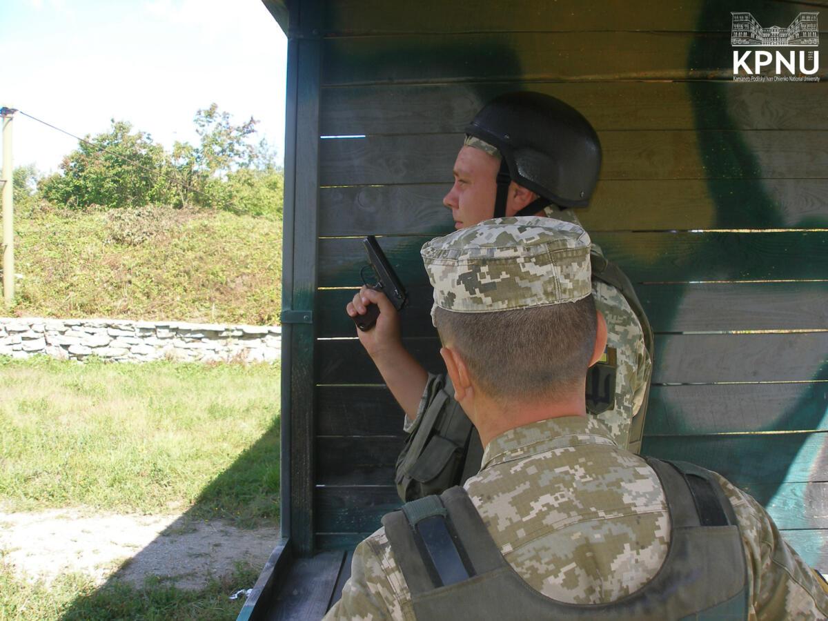 Проведення стрільб на кафедрі військової підготовки